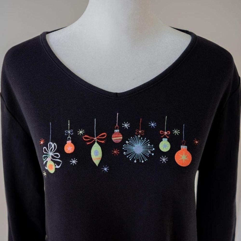 Y2K Christmas Ornament Graphic Long Sleeve V neck Cotton Women's T Shirt